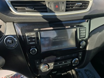 Nissan Qashqai II Crossover 1.6 dCi 130KM 2014 Nissan Qashqai TEKNA+ Napęd 4x4 1.6 dCi 130KM z, zdjęcie 19