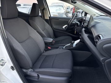 Toyota Yaris IV Hatchback 1.5 Hybrid Dynamic Force 116KM 2021 Toyota Yaris Hybrid 1.5 Comfort IV (2020-) Hybrid, zdjęcie 6