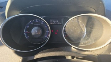 Hyundai ix35 SUV Facelifting 1.6 GDI 135KM 2015 Hyundai ix35 climatronic ledy, zdjęcie 13