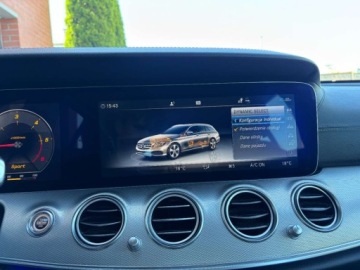 Mercedes Klasa E W213 Kombi 2.0 220d 194KM 2019 Mercedes-Benz Klasa E 2.0 diesel 194 KM zarej w PL automat zadbany ksia, zdjęcie 18