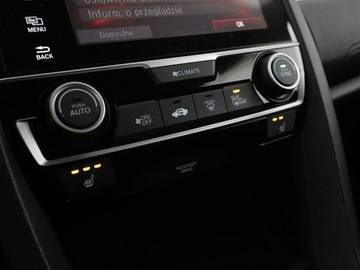 Honda Civic X Sedan 4d 1.5 VTEC Turbo 182KM 2017 Honda Civic Automat Navi Kamera cofania, zdjęcie 27