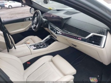 BMW X6 G06 2025 BMW X6 xDrive40i 2025 3.0 Benzyna 375KM, zdjęcie 9