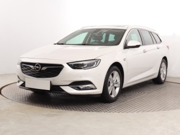 Opel Insignia I Sports Tourer Facelifting 2.0 CDTI Ecotec 170KM 2017 Opel Insignia 2.0 CDTI, Salon Polska, 167 KM, zdjęcie 1