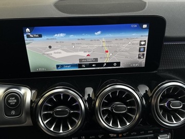 Mercedes GLB SUV 1.3 200 163KM 2022 Mercedes-Benz GLB 200, zdjęcie 21