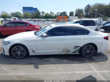BMW Seria 5 G30-G31 2021 BMW Seria 5 530i 2021 2.0l 2.0 Benzyna 248KM, zdjęcie 2