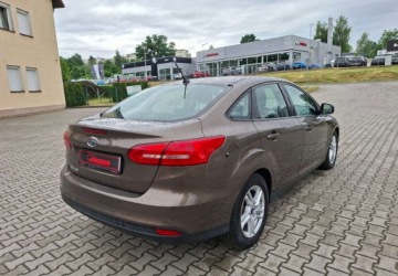 Ford Focus III Sedan Facelifting 1.6 Ti-VCT 105KM 2017 Ford Focus Kupiony w Polsce - benzyna - 1,6 - 105 KM 1.6 Benzyna 105KM, zdjęcie 7