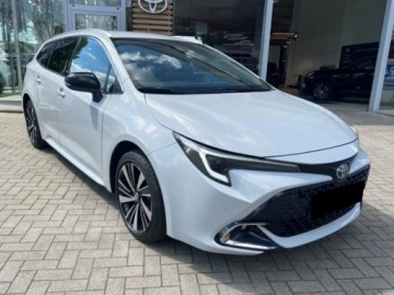 Toyota Corolla XII TS Kombi Facelifting 1.8 Hybrid 140KM 2026 Od ręki - Style 1.8 Hybrid 140KM | Podgrzewane fotele!, zdjęcie 3