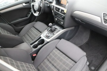 Audi A4 B8 Avant Facelifting 2.0 TDI 177KM 2014 Audi A4 Avant KRAJOWY,serwis,6-bieg,NAVI, zdjęcie 10