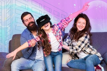 Подарок для детей: виртуальные очки VR + геймпад
