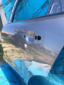 DVEŘE LEVÉ ZADNÍ JAGUAR F-PACE F PACE