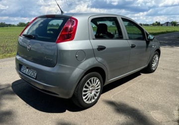 Fiat Punto Grande Punto Hatchback 5d 1.2 Start&amp;Stop 69KM 2011 Fiat Grande Punto Bezwypadkowy, niski przebieg, klimatyzacja 1.2 Benzyna, zdjęcie 2