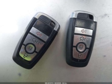 Ford Mustang VI 2021 Ford Mustang 2021 Ford Mustang EcoBoost Fastback 2.3 Benzyna 310KM, zdjęcie 9