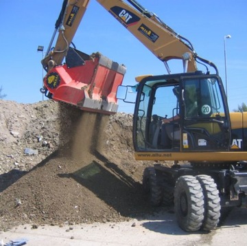 Ковш дробильно-сортировочный АЛЛУ Ду3-12, валы 40мм