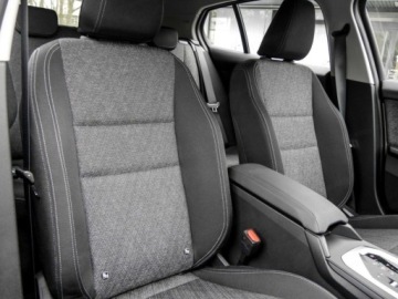 BMW Seria 1 F70 2026 BMW Seria 1 116 Design Hatchback 1.5 (122KM) 2026, zdjęcie 2