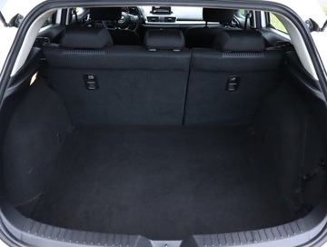 Mazda 3 III Hatchback Facelifting 2.0 SKYACTIV-G 120KM 2016 Mazda 3 2.0 Skyactiv-G, Navi, Xenon, Bi-Xenon, zdjęcie 13