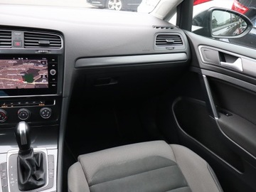 Volkswagen Golf VII Variant Facelifting 2.0 TDI 150KM 2020 VW Golf 2.0 TDI, Serwis ASO, Automat, Navi, Klima, zdjęcie 7