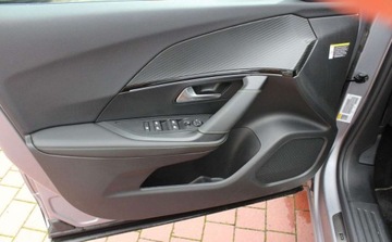 Peugeot 2008 2024 Peugeot 2008 GT EAT8 2024 Od RiA 1.2 Benzyna 130KM, zdjęcie 12