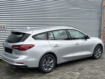 Ford Focus IV Kombi Facelifting 1.0 EcoBoost 125KM 2024 Od ręki - Titanium 1.0 EcoBoost 125KM / Pakiet Winter, Driver Assistance, zdjęcie 1
