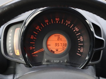 Toyota Aygo II Hatchback 5d 1.0 VVT-i 69KM 2017 Toyota Aygo 1.0 VVT-i, Salon Polska, Serwis ASO, zdjęcie 10