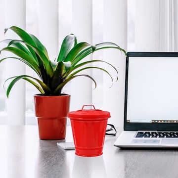 ВЕДРО ИЗ ОЦИНКОВАННОГО ЛИСТА С ВЕРХНЕЙ КРЫШКОЙ