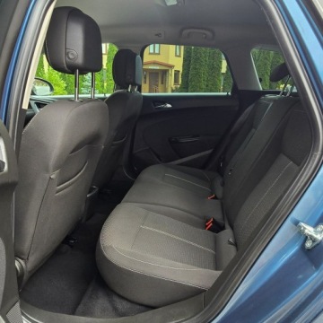 Opel Astra J Sports Tourer Facelifting 1.4 Twinport ECOTEC 100KM 2013 Opel Astra J 1.4 Benzyna 100KM Selection, zdjęcie 21