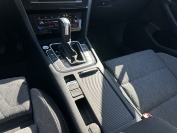 Volkswagen Passat B8 Variant Facelifting 2.0 TDI SCR 150KM 2022 Volkswagen Passat 2.0 TDI 150KM Business Light Ass, zdjęcie 23
