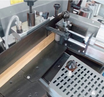 Okleiniarka kompaktowa wstępnym frezowaniem cyklina polerka oklejarka frez