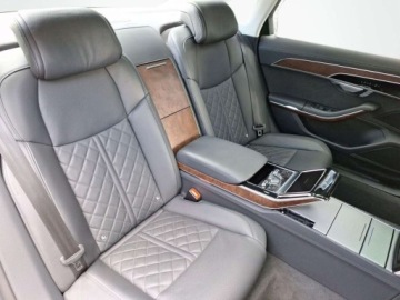 Audi A8 D5 Sedan Facelifting 3.0 50 TDI 286KM 2024 Audi A8 Webasto Night Vision Os skretna Masaz Dach szklany Asystenci 3.0, zdjęcie 11