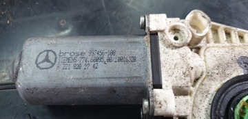 MERCEDES W221 MOTOREK OKNO LEVÝ PŘEDNÍ A2218202742