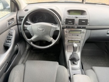 Toyota Avensis II Kombi 1.8 VVT-i 129KM 2005 Toyota Avensis Toyota Avensis II 1.8 VVT-i 129 KM 1 wlasciciel w Polsce, zdjęcie 28