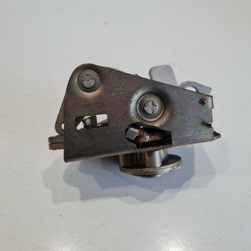 FIAT 125P ZAMEK DRZWI PRAWY TYŁ TYLNY