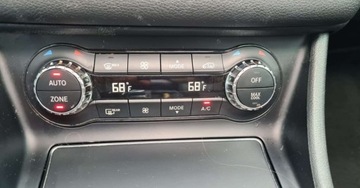 Mercedes CLA C117 Coupe Facelifting 2.0 250 Sport 218KM 2018 Mercedes-Benz CLA Uzywane Mercedes-Benz CLA - 87 900 PLN, 135 000 km, 2018, zdjęcie 19