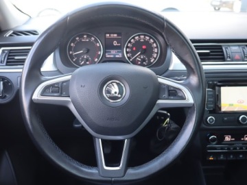 Skoda Rapid II Spaceback 1.2 TSI 105KM 2014 Skoda Rapid Spaceback 1.2 TSI, Salon Polska, Navi, zdjęcie 14