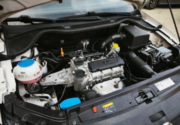 Volkswagen Polo V Hatchback 5d 1.2 60KM 2013 Volkswagen Polo Volkswagen Polo 1.2 Trendline 1.2 Benzyna 60KM, zdjęcie 16