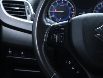 Suzuki Baleno III 1.2 DualJet 90KM 2018 Suzuki Baleno 1.2 DualJet, Salon Polska, zdjęcie 15