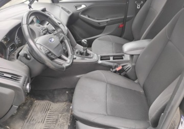 Ford Focus III Sedan Facelifting 1.6 Ti-VCT 105KM 2017 Ford Focus 112017 SALON POLSKA. 1.6 B. Lekko przetarty lewy bok. Jezdzi. V, zdjęcie 6