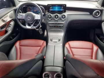 Mercedes GLC C254/X254 2023 Mercedes-Benz GLC Coupe 300 4matic 2023 2.0 Benzyna 255KM, zdjęcie 8