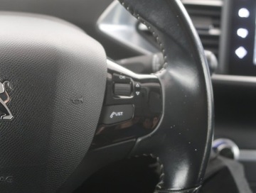 Peugeot 308 II SW 1.2 PureTech 130KM 2017 Peugeot 308 1.2 PureTech, Salon Polska, zdjęcie 16