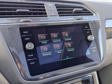 Volkswagen Tiguan II SUV Plug-in 1.4 TSI e-HYBRID 245KM 2021 Volkswagen Tiguan 1.4 Hybryda Plug-in 245KM, zdjęcie 18