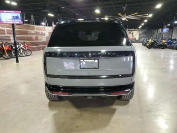 Land Rover Range Rover V SWB 4.4 P535 530KM 2023 Land Rover Range Rover 2023r., Autobiography, 4.4L, od ubezpieczalni 4.4, zdjęcie 3