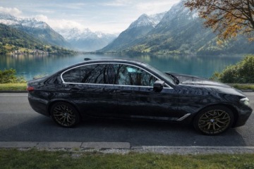 BMW Seria 5 G30-G31 2021 BMW 5 (G30, F90) 540 i xDrive 360 KM, zdjęcie 4