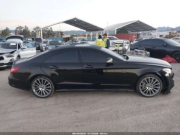 Mercedes CLS W218 2017 Mercedes-Benz CLS 550 2017 4.7 Benzyna 402KM, zdjęcie 6