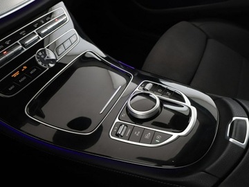 Mercedes Klasa E W213 Kombi 2.0 220d 194KM 2019 Mercedes E 220 FV23% Automat Navi Kamera cofania, zdjęcie 30