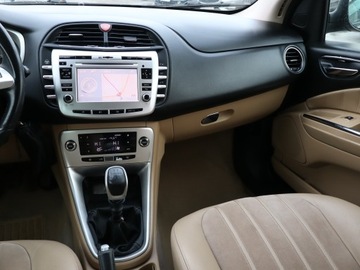 Lancia Delta III 2011 Lancia Delta 1.6 JTD, Navi, Xenon, Klima, zdjęcie 7