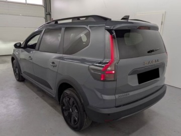 Dacia Jogger 2026 Od ręki - Expression 5-miejsc 1.2 Eco-G LPG 120KM / Pakiet Komfort, zdjęcie 4