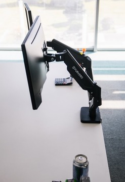 Держатель монитора 13–27 дюймов для настольного компьютера ДЛЯ ДВУХ МОНИТОРОВ Сертифицировано SOLID