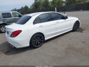 Mercedes Klasa C W205 2019 Mercedes-Benz Klasa C MERCEDES-BENZ C 300 2.0 Benzyna 255KM, zdjęcie 2