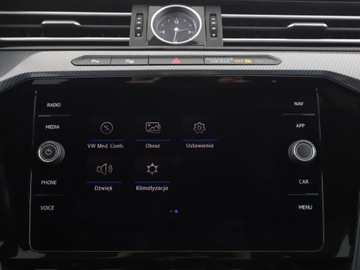 Volkswagen Arteon Fastback 2.0 TDI 240KM 2018 Volkswagen Arteon 4x4 DSG matrix LED virtual, zdjęcie 23