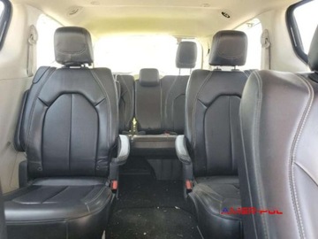 Chrysler Voyager V 2020 Chrysler Voyager 2020 r.,3,6L VOYAGER LXI 3.6 Benzyna 287KM, zdjęcie 9