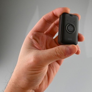 ПРОСТОЙ МИНИ GPS ЛОКАЛЕР МК06 ПРОСЛУШИВАНИЕ GPS локатор для детской машины